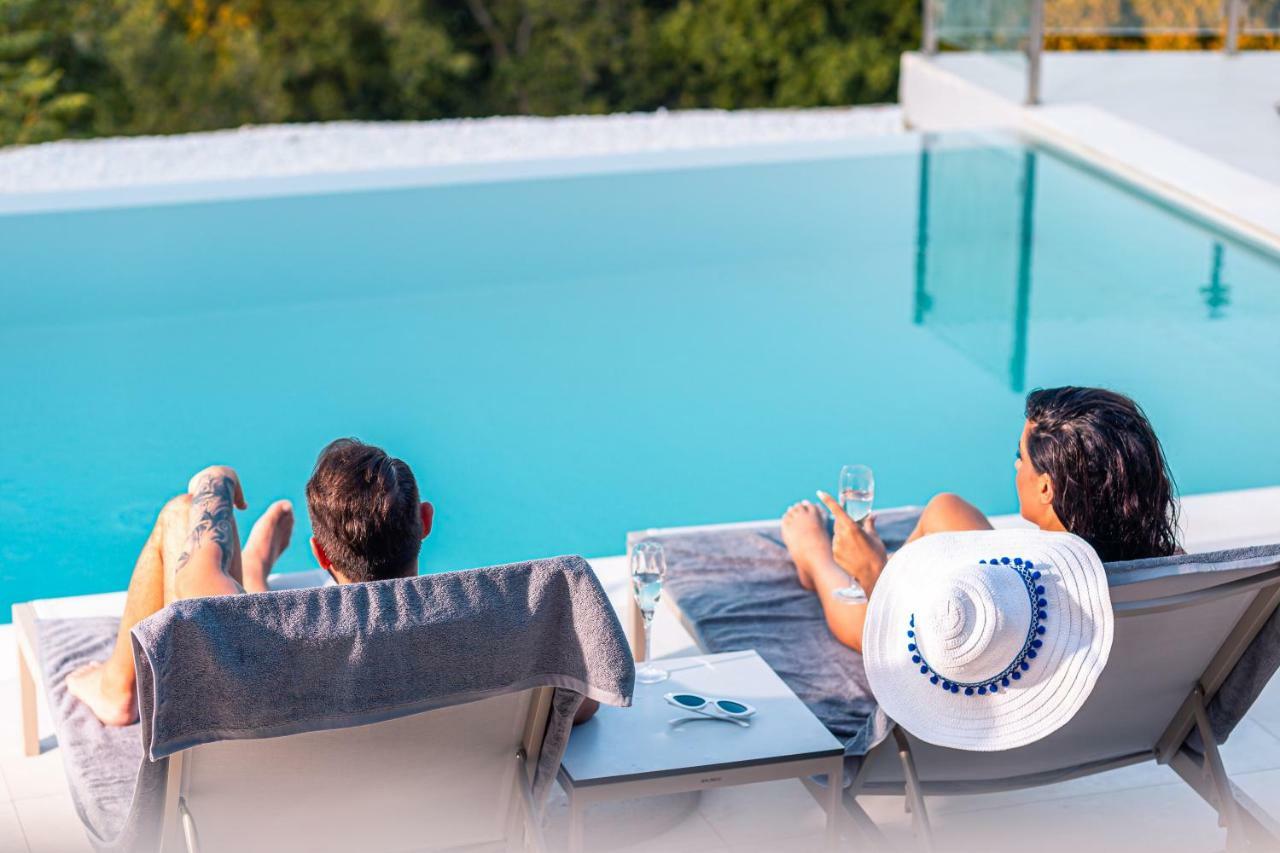 Villa OMNIA - Kommeno bay Dassia  Eksteriør billede